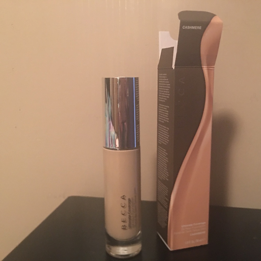 Becca Ultimate Coverage in Cashmere